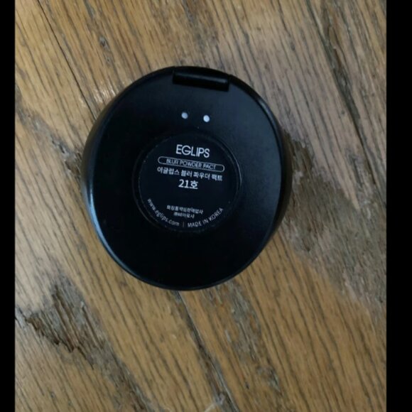 EGLIPS Blur Powder Pack 21 Setting Face Powder NEW - Picture 3 of 3